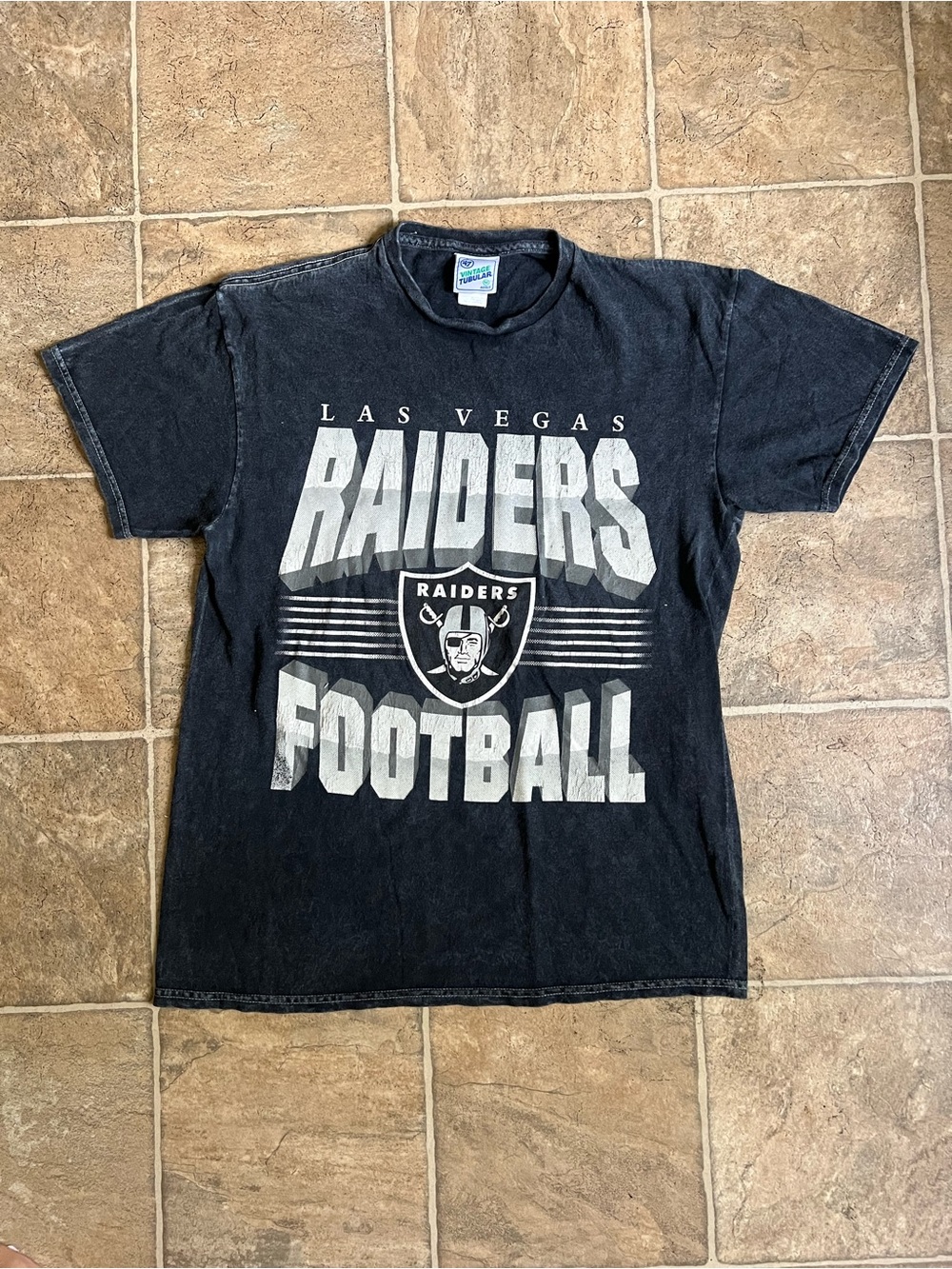 Las Vegas Raiders '47 Brand Vintage Tubular Tee Size M Faded